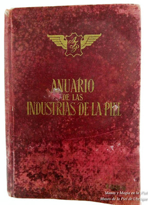 Donado al Museo de la Piel el Anuario de la industria de la piel de 1958, donde constan 46 talleres de marroquinería en Ubrique