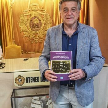 Entrevista al historiador Antonio Morales Benítez, que presenta su último libro el 9 de junio
