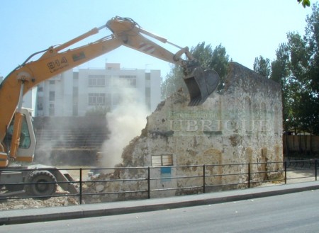 Veinte años de la destrucción de la antigua plaza de toros, muestra del patrimonio arquitectónico de Ubrique
