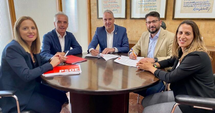 Coalición de gobierno de PSOE e IU en la Mancomunidad de la Sierra