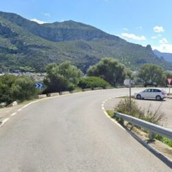 Por la reparación urgente de la carretera A-2302, que une Ubrique, Benaocaz, Villaluenga y Grazalema