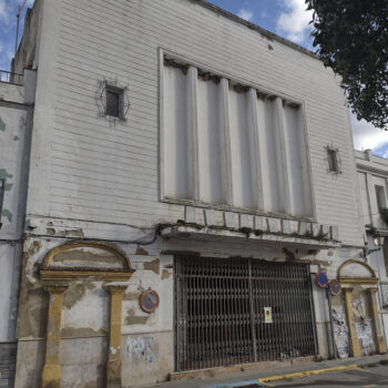 IU rechaza que el cine Capitol se destine a usos ajenos a la cultura