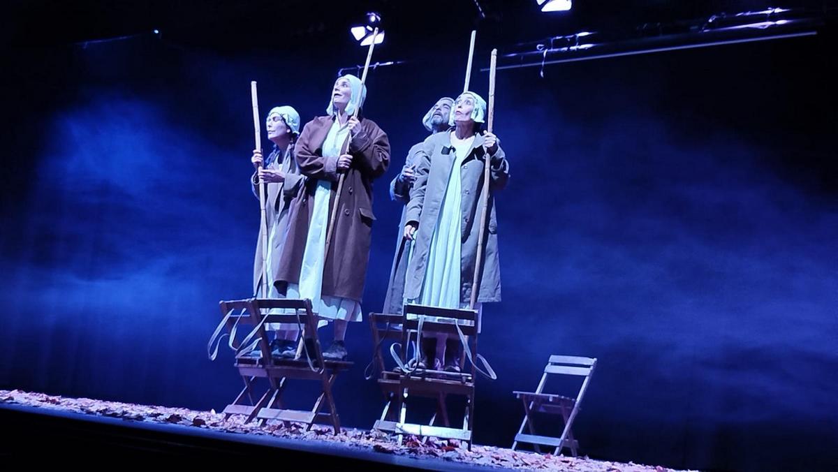 La representación ha sido el fruto de la iniciativa de «La Salita de Teatro».