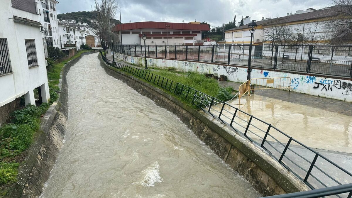 Autorizados los vecinos de varias calles a regresar a sus domicilios tras haber sido desalojados