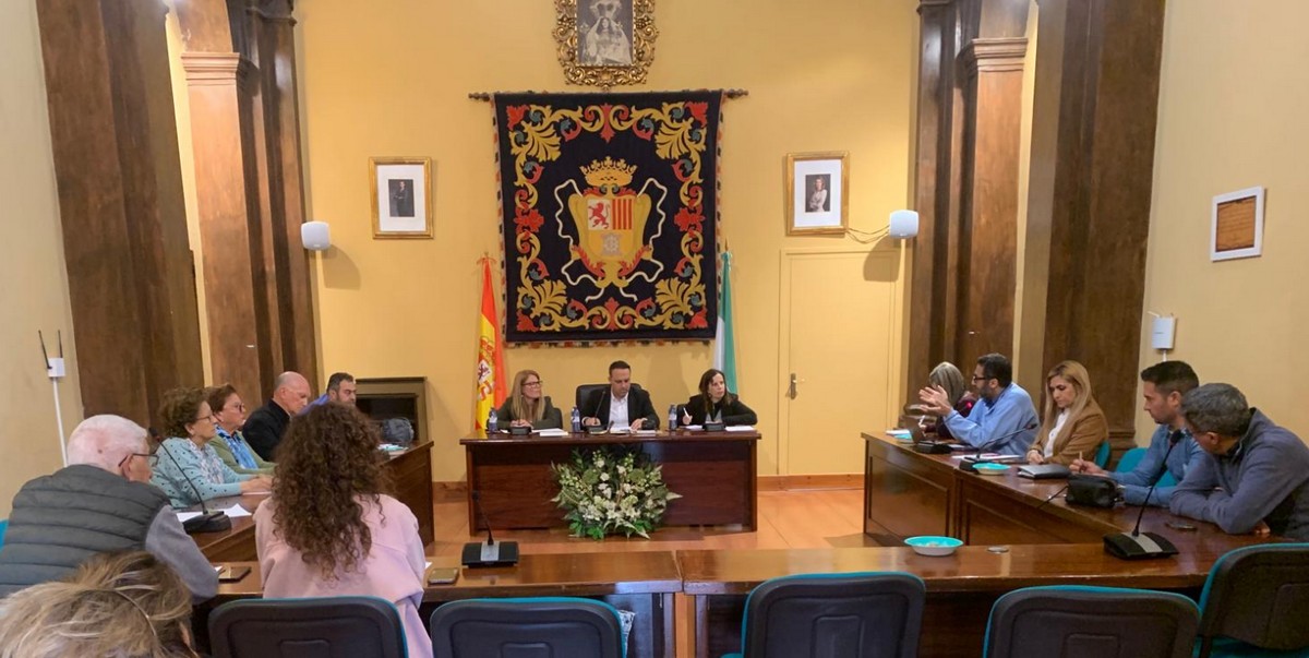 Ubrique pierde más de 500 citas médicas al mes mientras crea hasta 900 adicionales para evitar el colapso