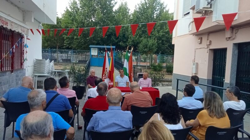 Público asistente a la charla-coloquio de Roberto Arrocha.